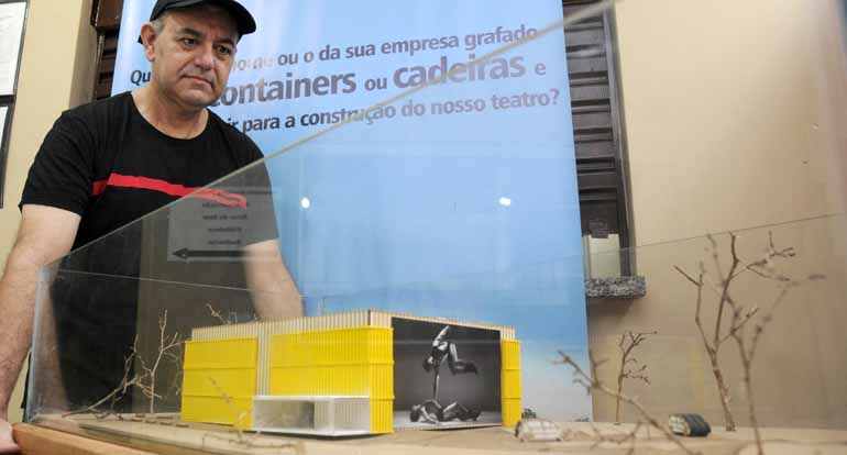 Silvio Ribeiro enfatiza que em 2018 a Funcart vai continuar batalhando pela construção de um teatro de contêineres: "Arrecadamos 40% do valor necessário"