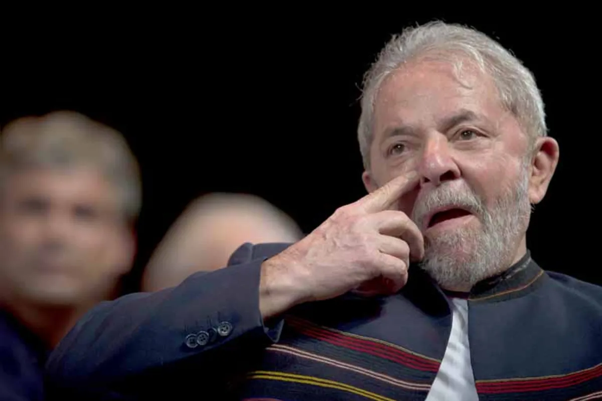 Se a condenação de Lula for mantida pelo TRF4 na próxima quarta-feira, jurista aponta que ex-presidente ficará inelegível e, portanto, fora do pleito deste ano