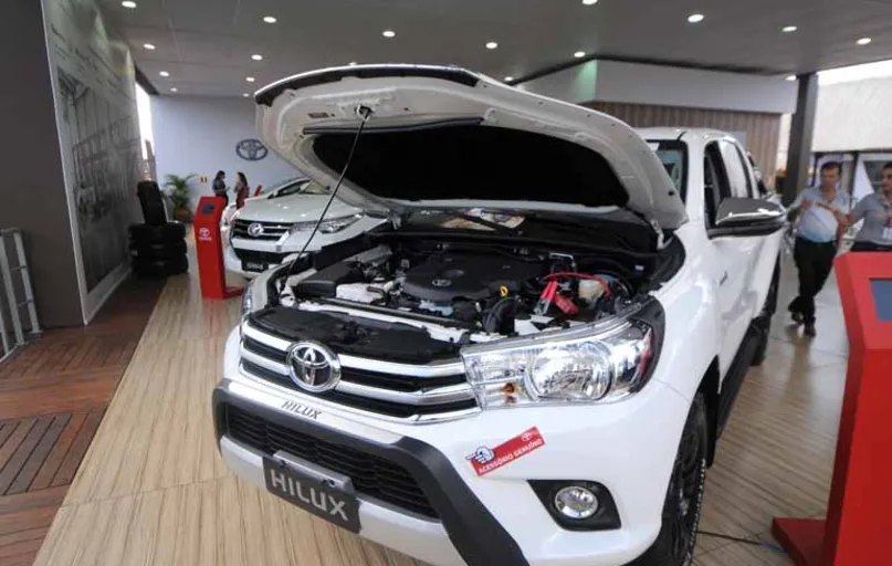Na Toyota Hilux SR diesel 4x4 com transmissão automática, os descontos podem chegar até R$ 20 mil para produtores rurais