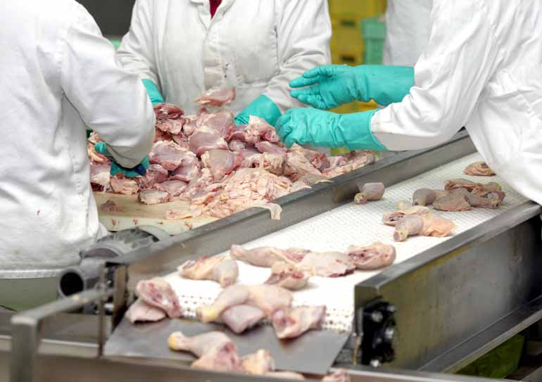 Embargo deve reduzir em 30% os embarques do produto aos 28 países da UE neste ano: para controlar oferta, a indústria tende a reduzir a produção