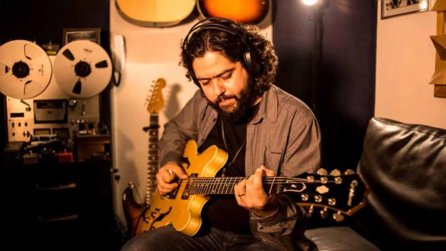 Marco Aurélio Silva faz o pré-lançamento do EP "Horizonte": sonoridade folk rock