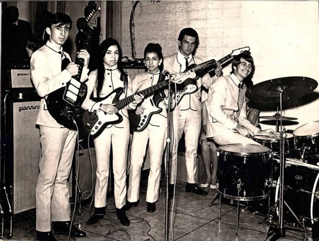"Os Falcões" é uma das bandas que fizeram sucesso nos anos 1960 e estão retratadas no curta-metragem "Juventude em Brasa"