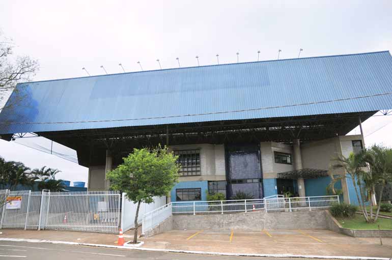 Terminal de Cargas do aeroporto de Londrina foi implantado em 2008:, é consenso que há muita capacidade ociosa em um terminal que poderia ser melhor aproveitado