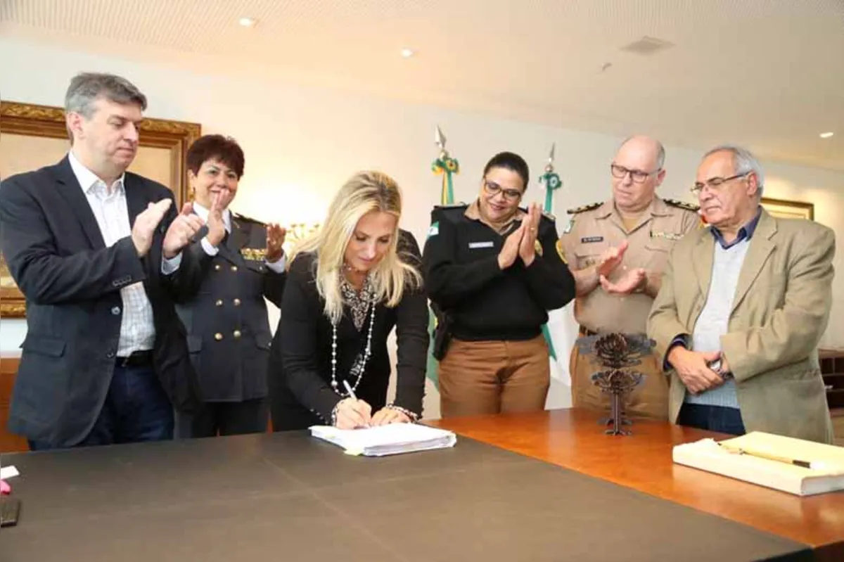Decreto assinado pela governadora confirma a instalação das novas unidades do colégio