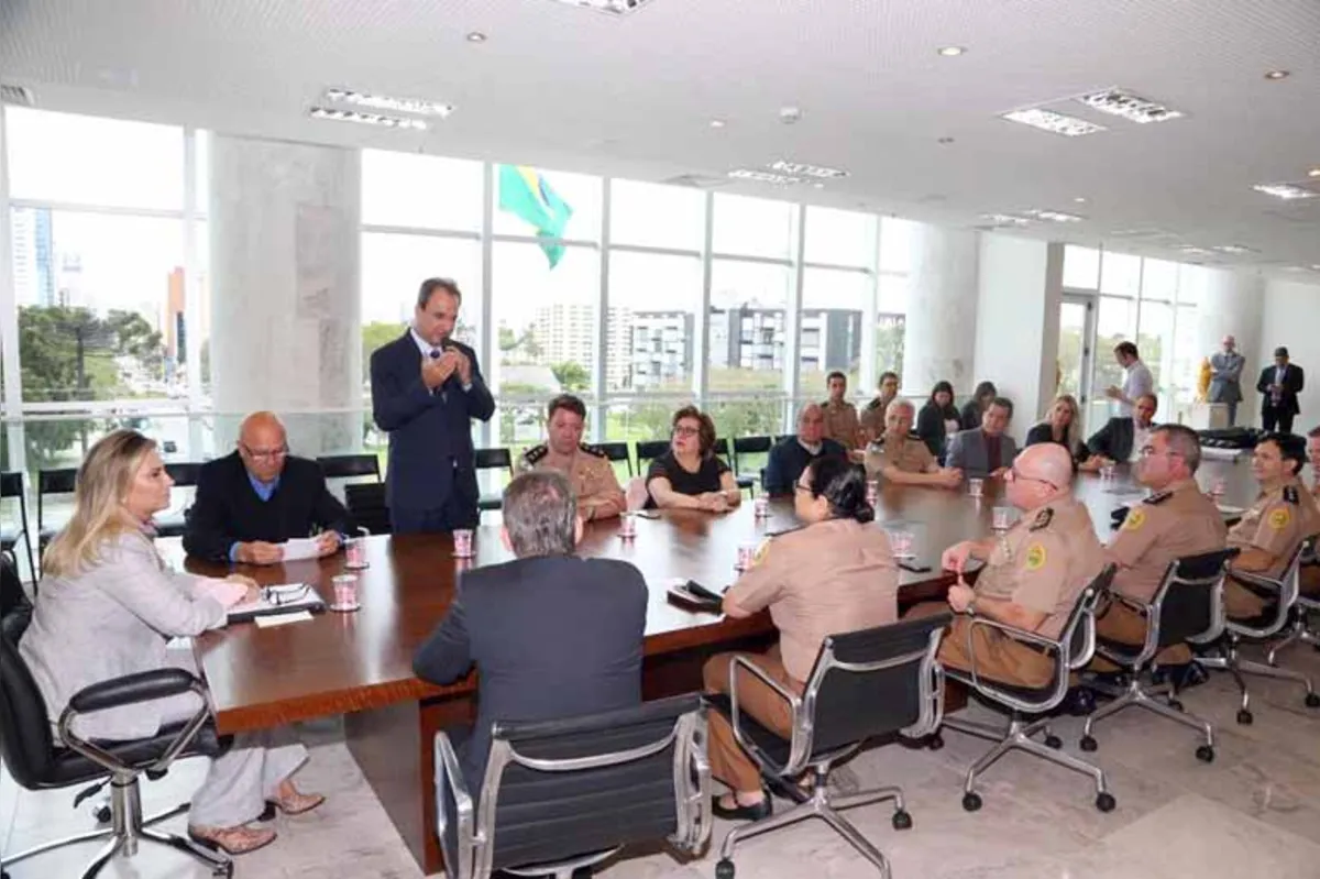 Durante a solenidade em Curitiba, o prefeito Amin Hannouche revelou sua satisfação  pela nova unidade do colégio em Cornélio