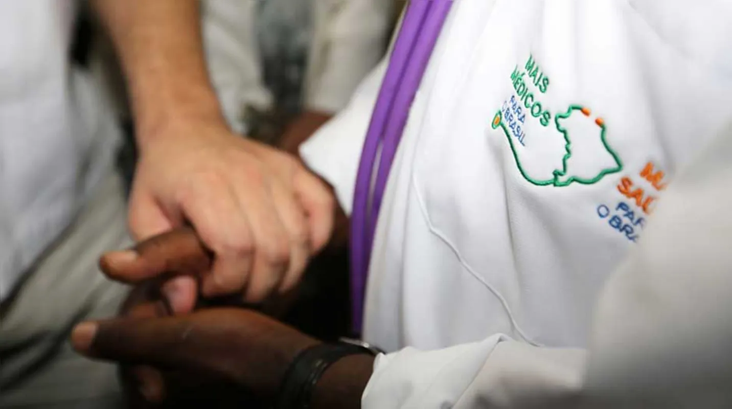 Imagem ilustrativa da imagem Médicos cubanos começam a deixar o País em 10 dias