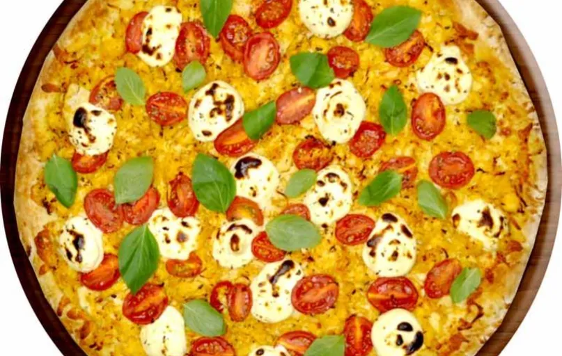 Pequena Londres: receita da Torre de Pizza leva  frango desfiado, muçarela, tomatinhos cereja e suculentas bolotas de cream cheese