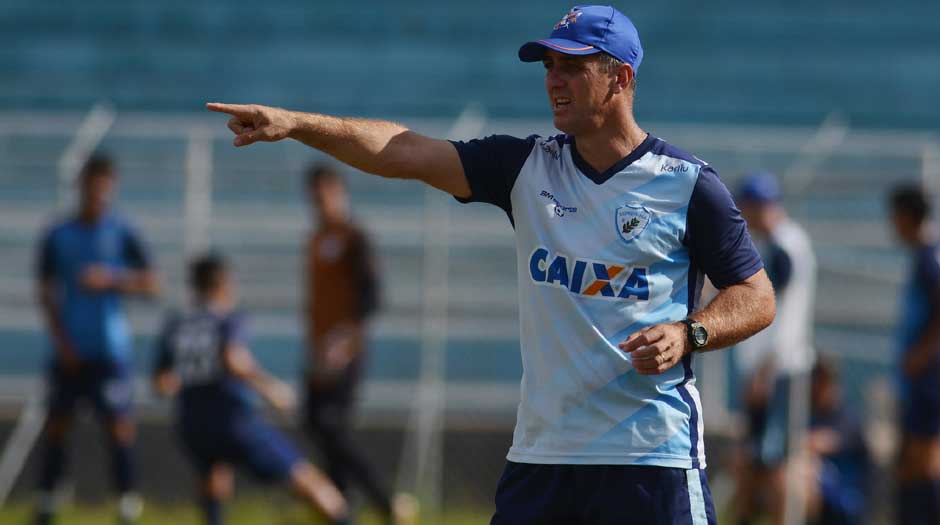 Gustavo Oliveira/<a href='/tags/londrina-esporte-clube/' target='_blank'>Londrina Esporte Clube</a>