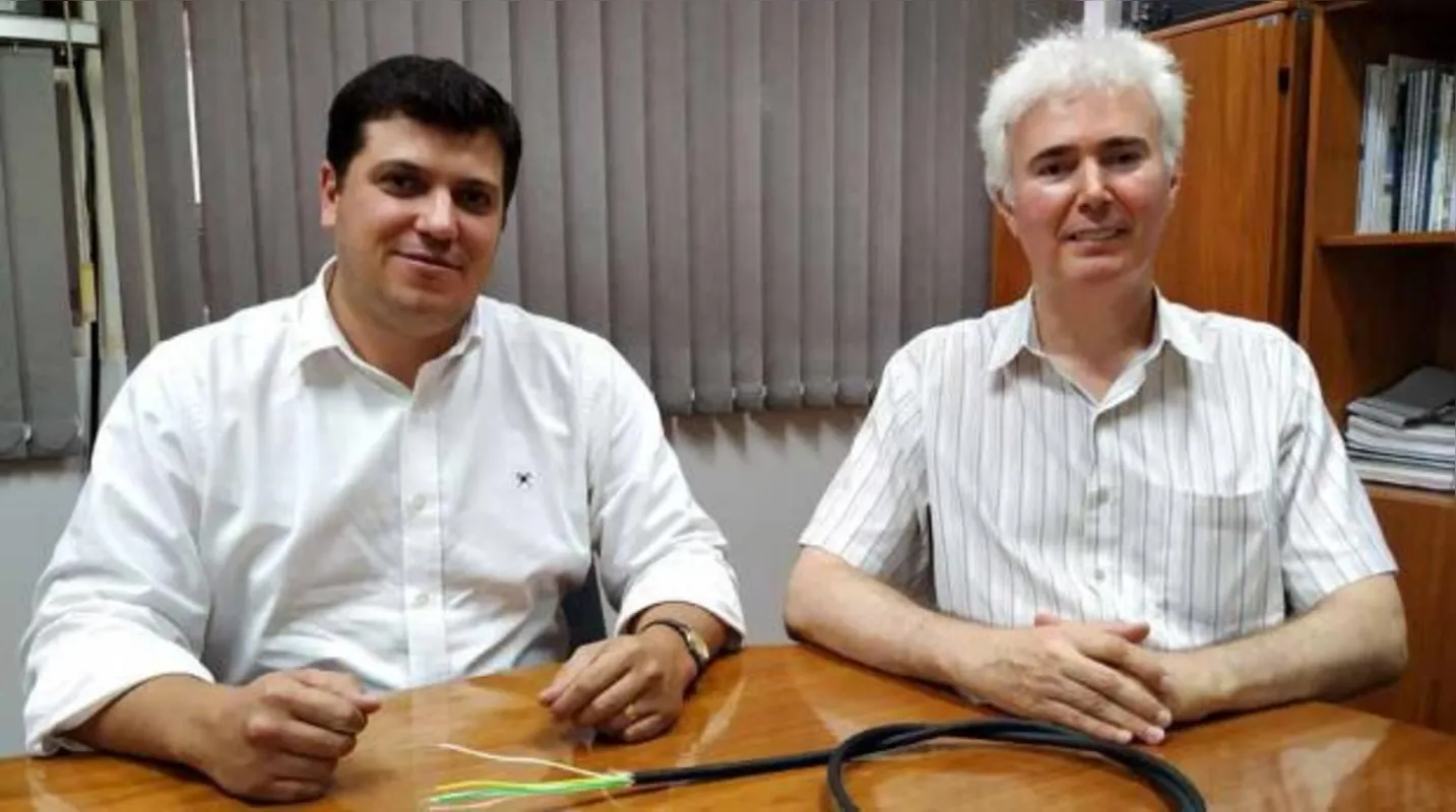 Tiago Caetano, diretor de Operações, e Wanderley Rezende, gerente de Planejamento de Marketing da Sercomtel