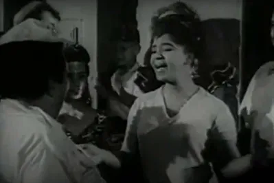 Elza Soares em cena de "O Vendedor de Linguiças", filme de Mazzaropi de 1962