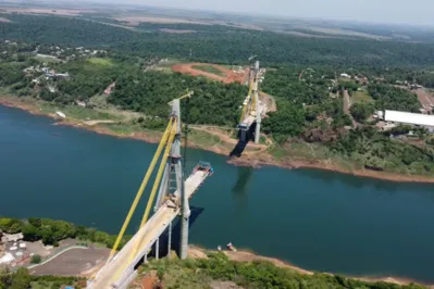 Imagem ilustrativa da imagem Obras de nova ponte em Foz se aproximam de 80% de execução