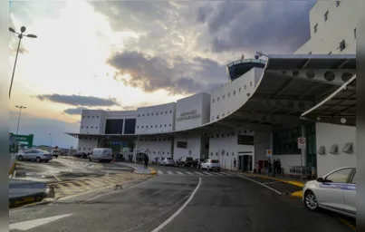Imagem ilustrativa da imagem Aeronave mobiliza Corpo de Bombeiros no Aeroporto de Maringá