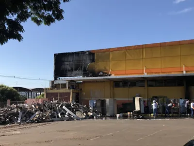 Imagem ilustrativa da imagem Proprietário do Supermercado 88 prevê reabertura em quatro meses