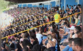 Show de prêmios do Sindserv levou 4 mil ao Estádio do Café