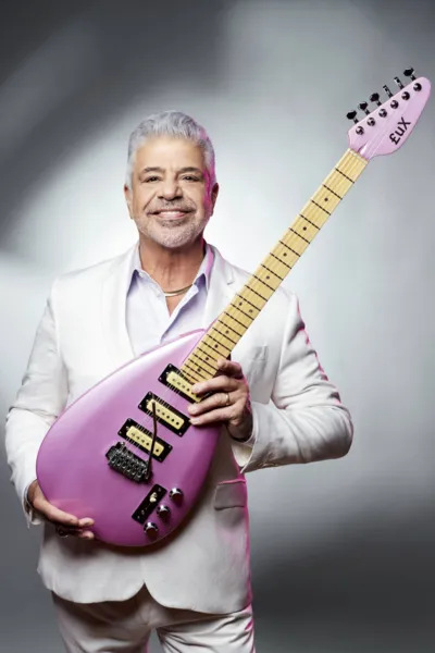 Imagem ilustrativa da imagem Lulu Santos apresenta turnê comemorativa de 40 anos de carreira