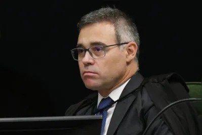 Imagem ilustrativa da imagem Ministro do STF André Mendonça será cidadão honorário de Londrina