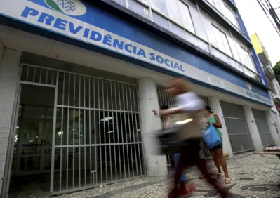 Dinheiro será pago aos segurados do INSS que processaram o instituto e ganharam o direito a concessão ou revisão do benefício previdenciário