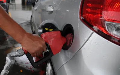 No pedido, os estados alegam que o governo federal buscou uma "solução mágica" para baixar o preço dos combustíveis