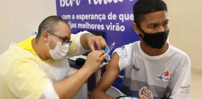 Imagem ilustrativa da imagem Londrina libera 3ª dose da vacina contra a Covid para adolescentes