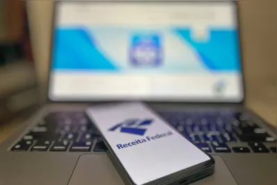Quem está obrigado a declarar e perde o prazo paga multa mínima de R$ 165,74, que pode chegar a 20% do imposto devido no ano