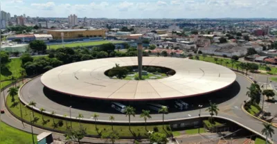 Imagem ilustrativa da imagem Prefeitura avalia estudos que vão basear concessão da rodoviária