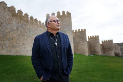 Guilherme Arantes faz show em Londrina neste sábado (6¨), seu disco mais recente é impregnado de tons medievais, renascentistas e barrocos