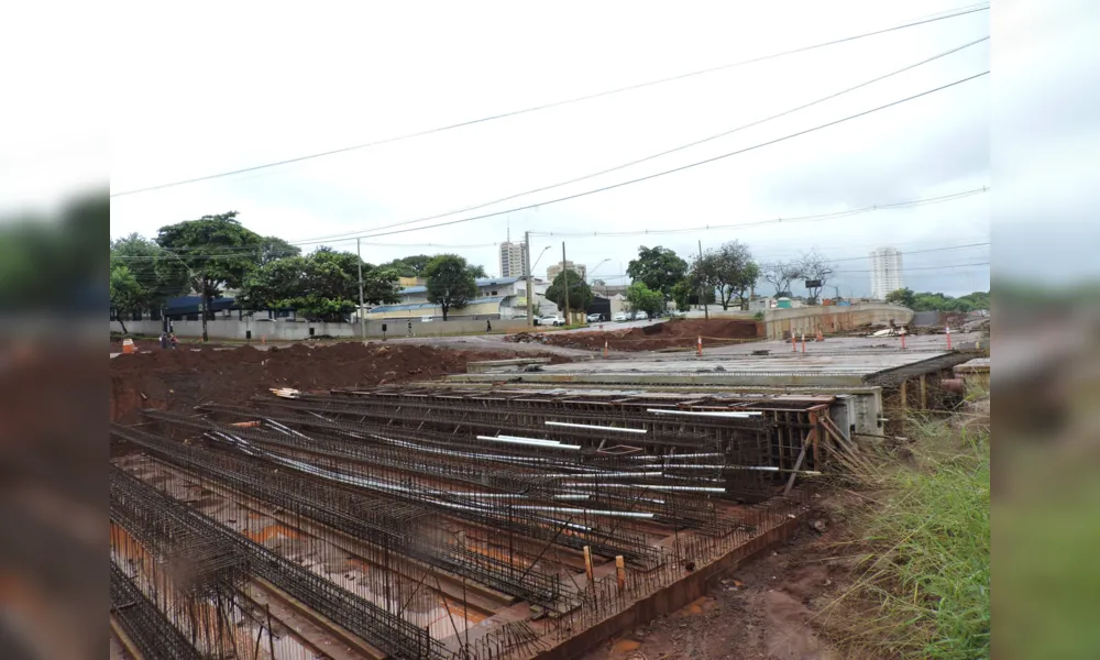 Imagem ilustrativa da imagem MP abre inquérito para apurar atraso na obra da trincheira
