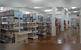 Biblioteca é reaberta ao público com melhorias