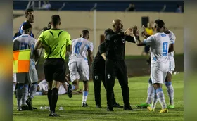 Tubarão enfim vence a primeira no Campeonato Paranaense