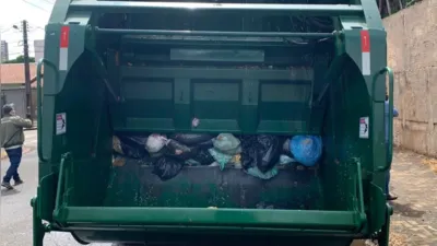 Imagem ilustrativa da imagem Ano termina com quase 125 mil toneladas de lixo recolhido em Londrina