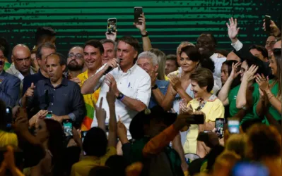 Imagem ilustrativa da imagem Bolsonaro fará campanha em Londrina na sexta-feira (16)