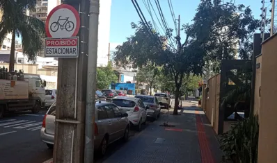 Placas alertando os motoristas já foram instalados na Paranaguá