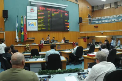 Na tarde desta terça-feira (13) os vereadores e as vereadoras de Londrina se reuniram para a 84ª sessão ordinária de 2022, com transmissão em tempo real pelo Youtube e Facebook.