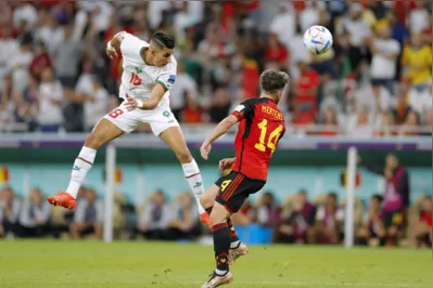 Imagem ilustrativa da imagem Com 1º gol de falta da Copa, Marrocos derrota a Bélgica