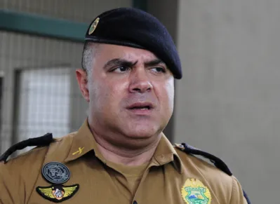Nelson Villa, comandante do 5º BPM, acusou ingerência política na corporação; comandante-geral da PM disse que troca só ocorreria mediante consulta a lideranças locais, comunidade e governador
