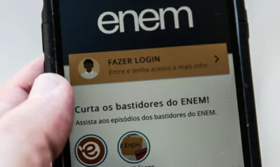 Em 2021, o Paraná teve 144.290 inscrições e neste ano foram 145.675, um aumento de 0,95%.
