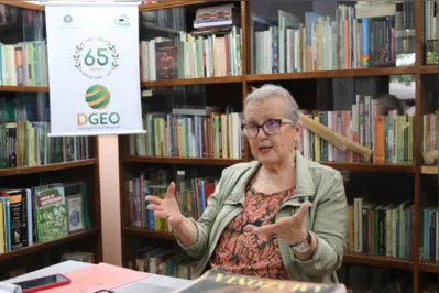 “Nós estamos em constante mudança, que requer essa revisão de conteúdo em todas as áreas”, afirma Maria Adélia de Souza