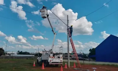 Imagem ilustrativa da imagem Inscrições para concurso da Londrina Iluminação terminam na quarta