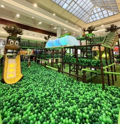 Imagem ilustrativa da imagem Insetos gigantes são tema de parque infantil em Londrina