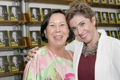 Mildred Galvão Bueno e Letícia Bueno, no dia do Lançamento do livro “Fala, Galvão” no shopping Catuai em 30 de abril de 2015