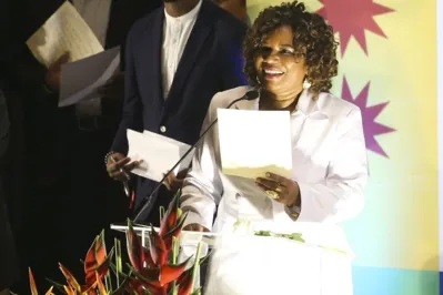A ministra da Cultura Margareth Menezes participa neste sábado 921) da homenagem à Cássia Eller junto com outros artistas