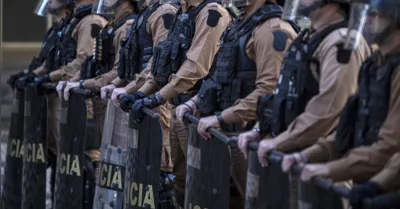 Imagem ilustrativa da imagem Ratinho Jr. e Requião evitam grandes reformas em planos de segurança