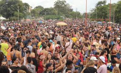 A maior festa do Carnaval de Londrina será no domingo (19), no Aterro do Igapó