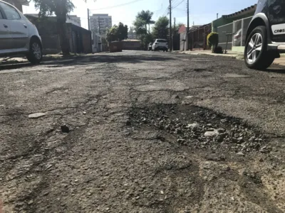 Imagem ilustrativa da imagem Ruas no entorno do HCL de Londrina recebem recape asfáltico
