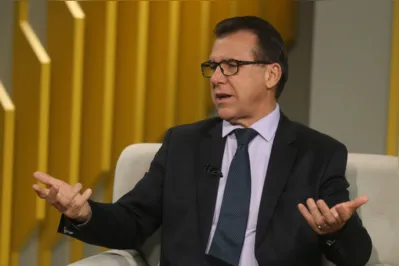 Imagem ilustrativa da imagem Se for embora do país é problema da Uber, diz ministro do Trabalho