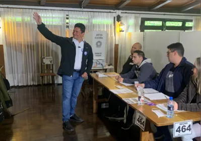 Imagem ilustrativa da imagem Sergio Moro derrota ex-padrinho político e é eleito senador no Paraná
