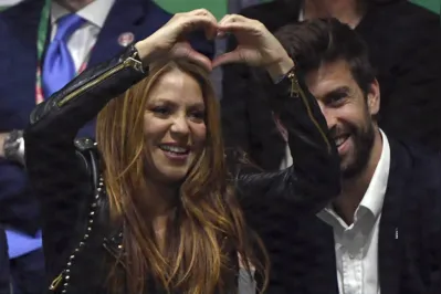 Shakira com o ex-marido Gerard Piqué que, depis da traição, foi esculachado em música