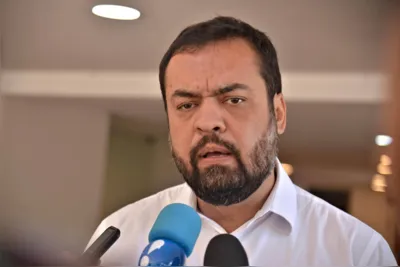 Cláudio Castro (PL) superou o deputado Marcelo Freixo (PSB) e foi reeleito governador do Rio de Janeiro