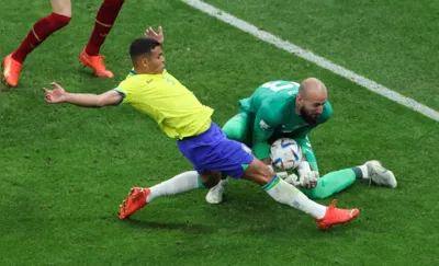 Imagem ilustrativa da imagem Thiago Silva elogia Tite e fala em ser técnico