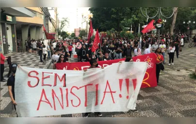 Imagem ilustrativa da imagem Ato em Londrina defende processos democráticos